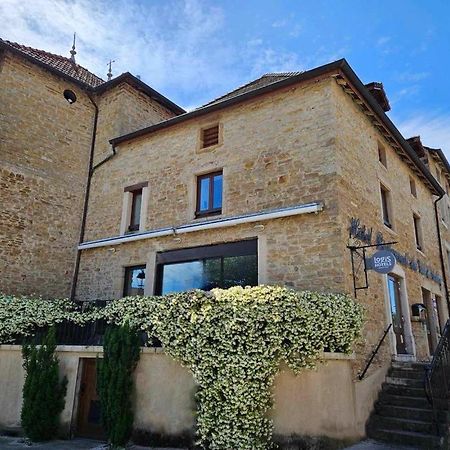 Le Val D'Amby Hotel Hieres-Sur-Amby Exterior photo