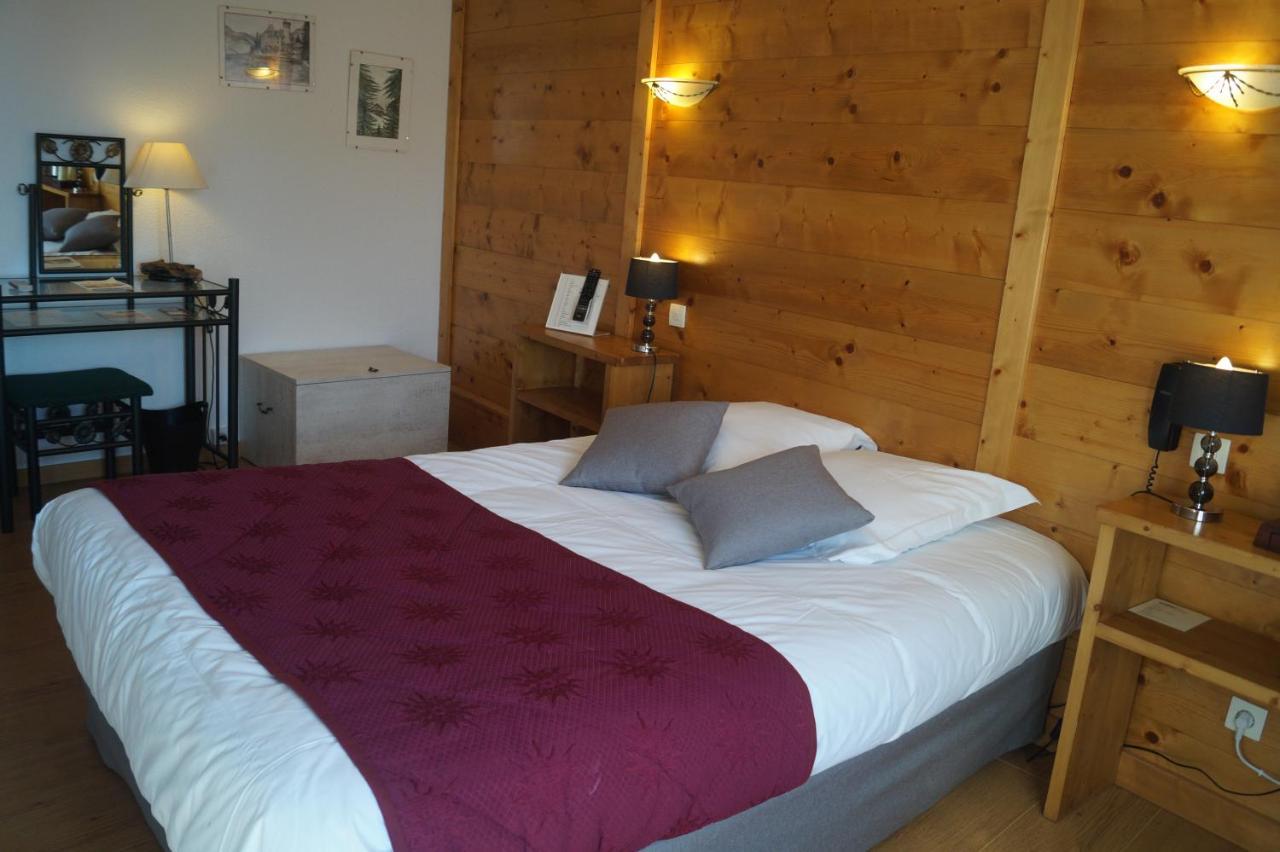 Le Val D'Amby Hotel Hieres-Sur-Amby Exterior photo